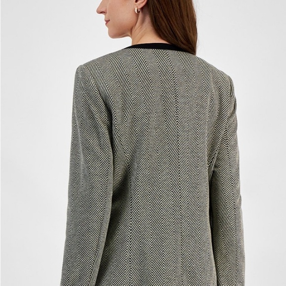 Women's Black and Gray Herringbone Jacket - Picture 3 of 5
